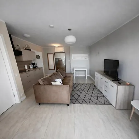 Horyzont 411 Apartman *