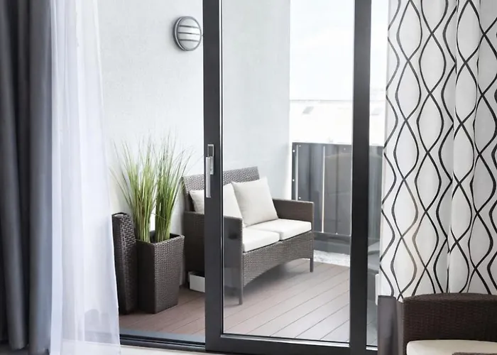 Horyzont 411 米兹多洛杰